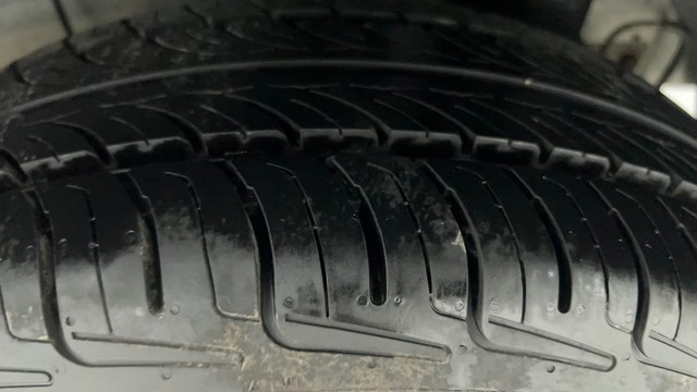 Second-hand 2015 Hyundai i20 Sportz 1.2 for sale in Ahmedabad-24