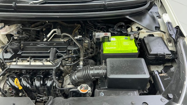 Second-hand 2015 Hyundai i20 Sportz 1.2 for sale in Ahmedabad-29