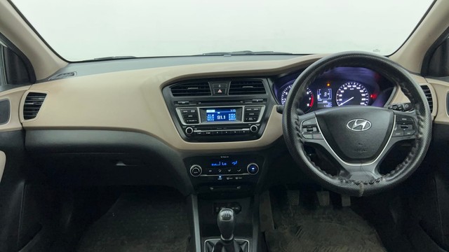 Second-hand 2015 Hyundai i20 Sportz 1.2 for sale in Ahmedabad-11
