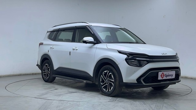 Second-hand 2022 Kia Carens Prestige Plus Diesel for sale in Hyderabad-1