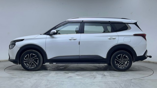 Second-hand 2022 Kia Carens Prestige Plus Diesel for sale in Hyderabad-6