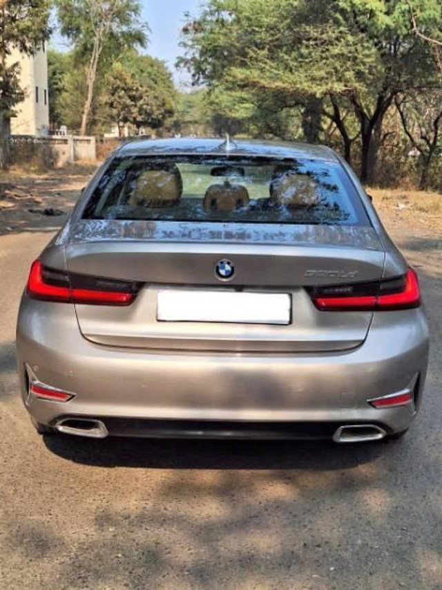 Second-hand 2022 BMW 3 Series 320d Luxury Line for sale in Nashik-6