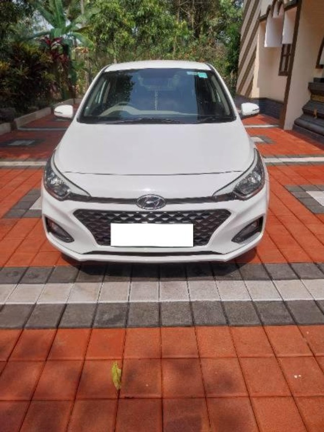 Hyundai i20 Asta Option CVT BSIV Second-hand 2018 Hyundai i20 Asta Option CVT BSIV for sale in Alappuzha-0