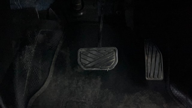 Second-hand 2020 Maruti Suzuki XL6 Zeta AT for sale in Hyderabad-14