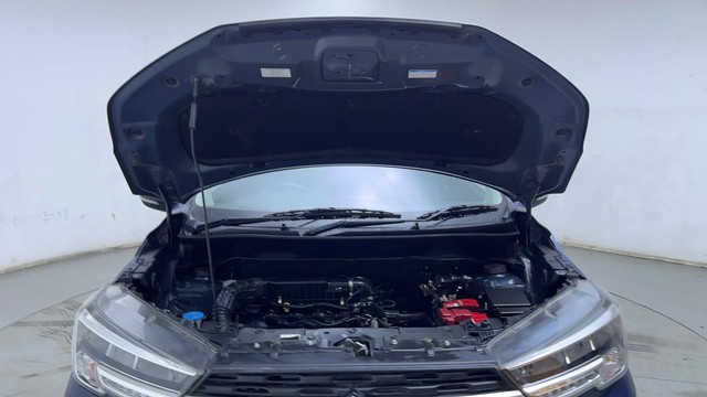 Second-hand 2020 Maruti Suzuki XL6 Zeta AT for sale in Hyderabad-8