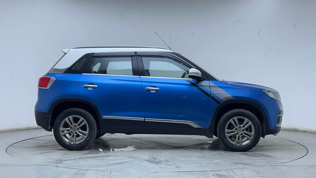 Second-hand 2017 Maruti Vitara Brezza ZXI Plus Dual Tone for sale in Hyderabad-2