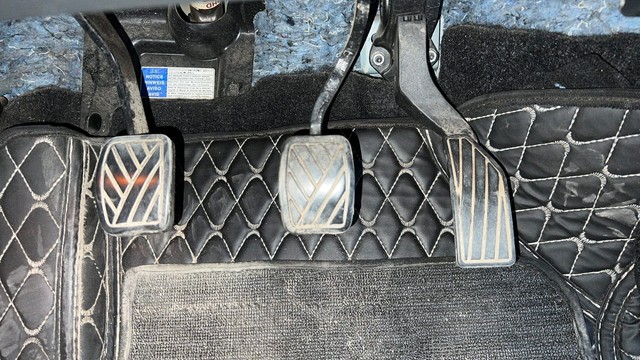 Second-hand 2017 Maruti Vitara Brezza ZXI Plus Dual Tone for sale in Hyderabad-14