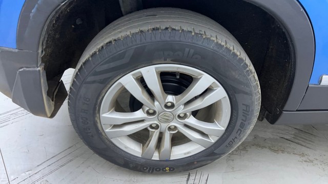 Second-hand 2017 Maruti Vitara Brezza ZXI Plus Dual Tone for sale in Hyderabad-18