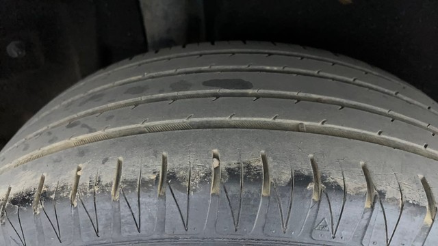 Second-hand 2017 Maruti Vitara Brezza ZXI Plus Dual Tone for sale in Hyderabad-25