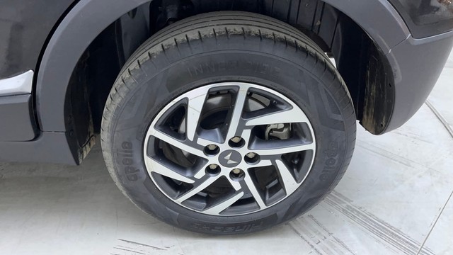 Second-hand 2023 Mahindra XUV300 W6 BSIV for sale in Hyderabad-19