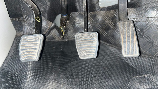 Second-hand 2023 Mahindra XUV300 W6 BSIV for sale in Hyderabad-14