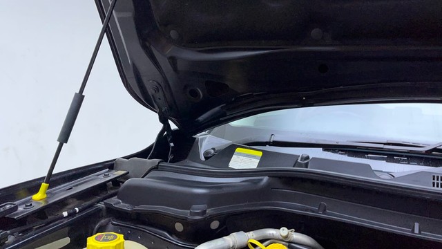 Second-hand 2023 Mahindra XUV300 W6 BSIV for sale in Hyderabad-29