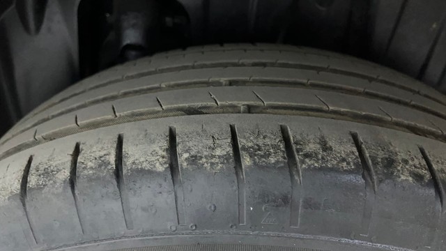 Second-hand 2023 Mahindra XUV300 W6 BSIV for sale in Hyderabad-35