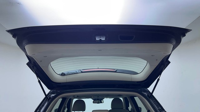 Second-hand 2023 Mahindra XUV300 W6 BSIV for sale in Hyderabad-32