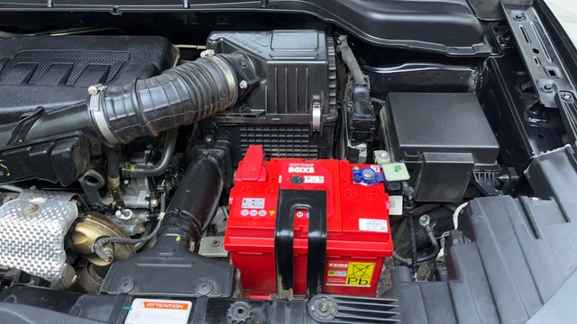 Second-hand 2023 Mahindra XUV300 W6 BSIV for sale in Hyderabad-30