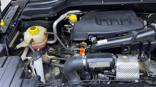 Second-hand 2023 Mahindra XUV300 W6 BSIV for sale in Hyderabad-36