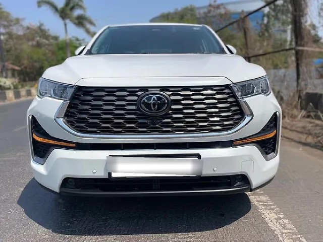 Second-hand 2024 Toyota Innova Hycross ZX(O) Hybrid for sale in Mumbai-5