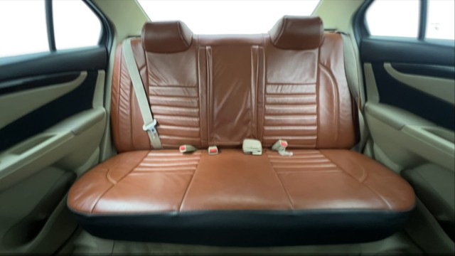 Second-hand 2015 Maruti Suzuki Ciaz VXi for sale in Ghaziabad-39