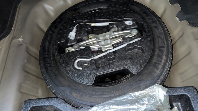 Second-hand 2015 Maruti Suzuki Ciaz VXi for sale in Ghaziabad-21