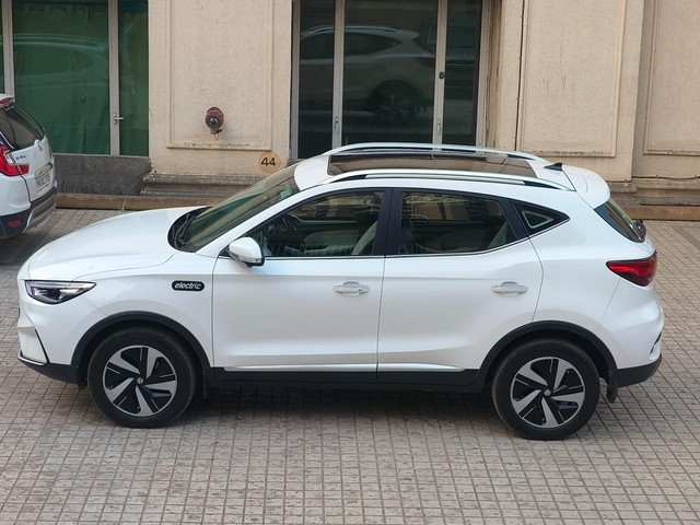 MG ZS EV Exclusive Second-hand 2022 MG ZS EV Exclusive for sale in Thane-3