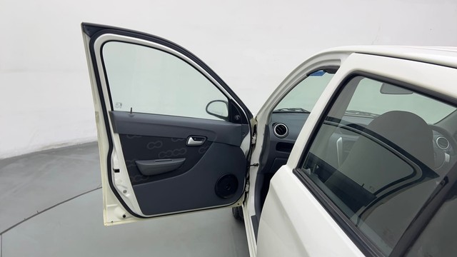 Second-hand 2015 Maruti Alto 800 LXi for sale in Ghaziabad-33