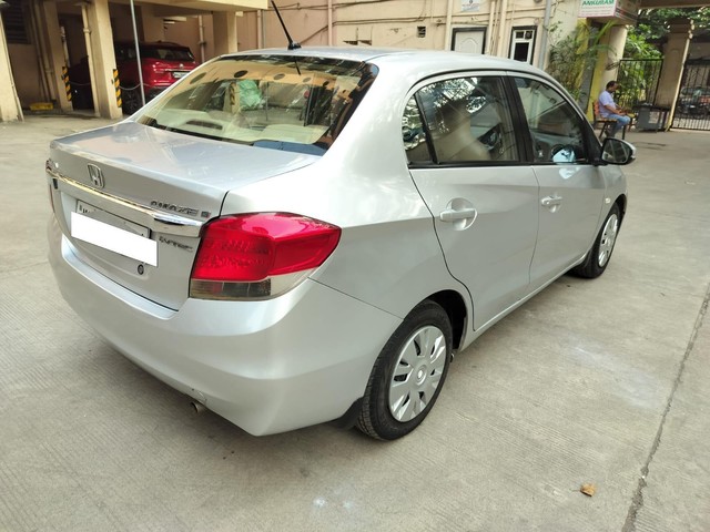 Second-hand 2015 Honda Amaze S i-Vtech for sale in Thane-8