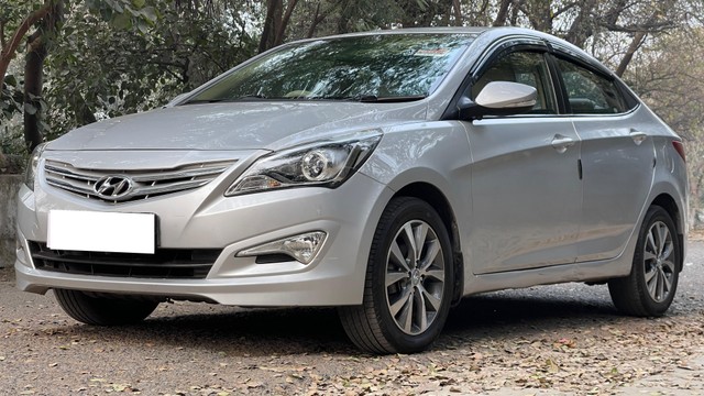 Second-hand 2017 Hyundai Verna VTVT 1.6 SX for sale in New Delhi-4