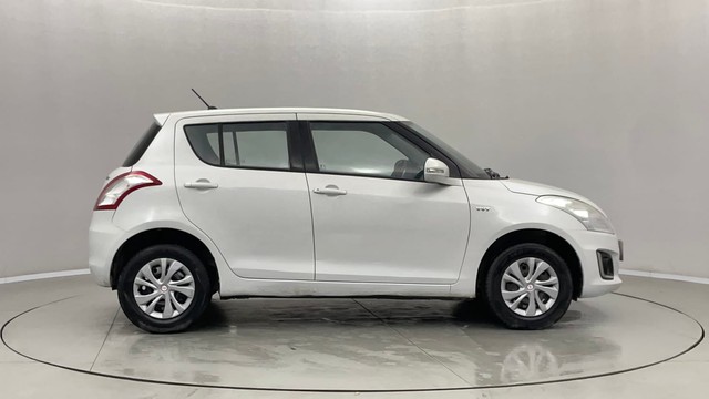 Second-hand 2016 Maruti Suzuki Swift VXI for sale in Jaipur-2