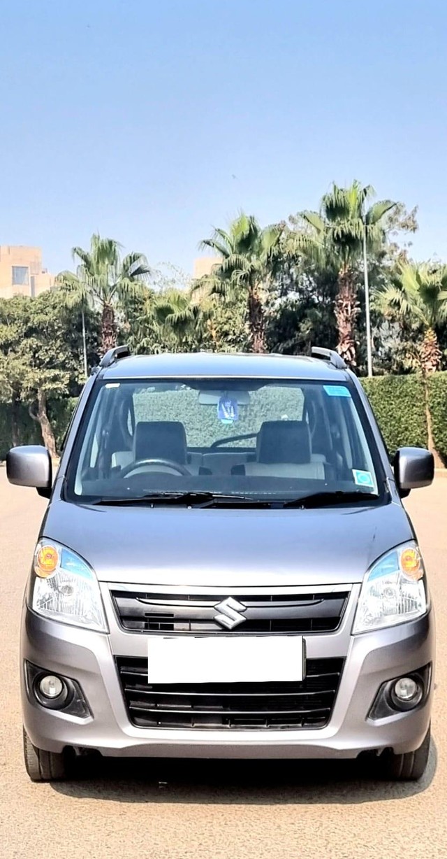 Second-hand 2018 Maruti Suzuki Wagon R VXI Optional for sale in New Delhi-4