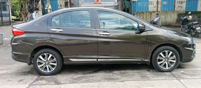 Second-hand 2018 Honda City i-VTEC CVT V for sale in Mumbai-5