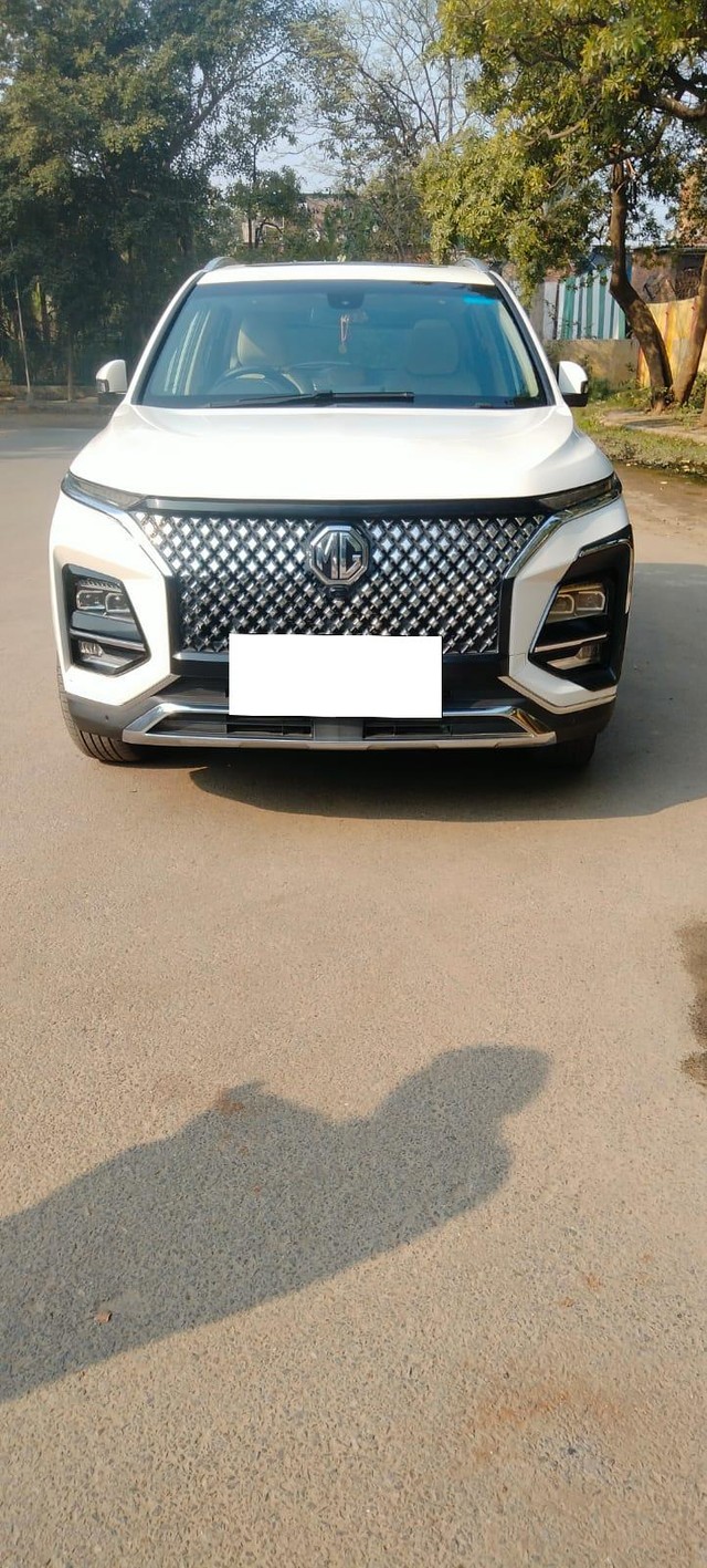 Second-hand 2023 MG Hector 1.5 Turbo Sharp pro CVT BSVI for sale in New Delhi-15