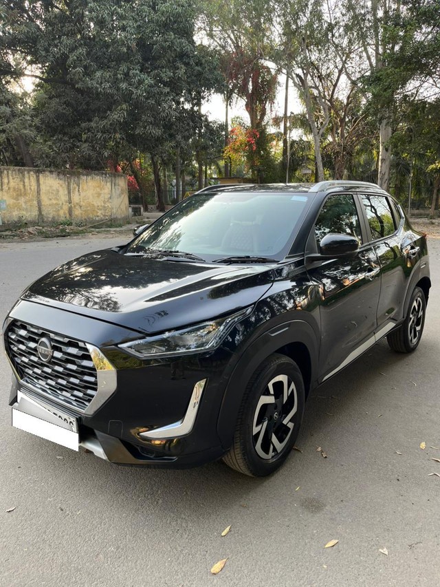 Second-hand 2022 Nissan Magnite Turbo CVT XV Executive BSVI for sale in New Delhi-4