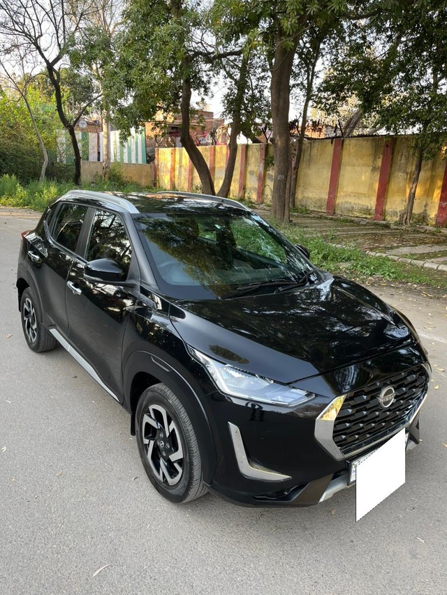 Second-hand 2022 Nissan Magnite Turbo CVT XV Executive BSVI for sale in New Delhi-0