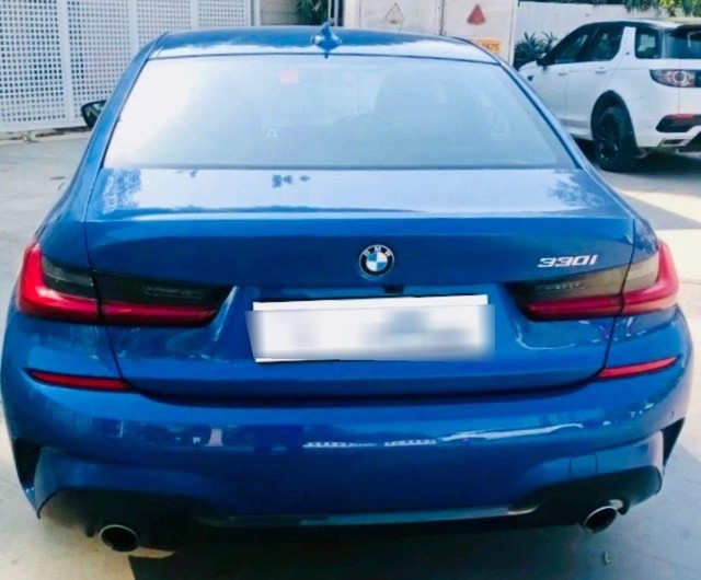 Second-hand 2022 BMW 3 Series 330i M Sport for sale in Gurgaon-2