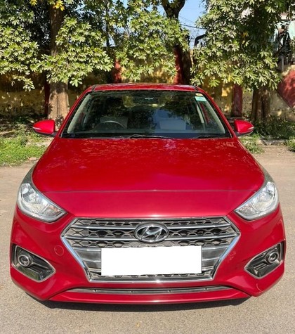 Second-hand 2018 Hyundai Verna VTVT 1.6 AT EX for sale in New Delhi
