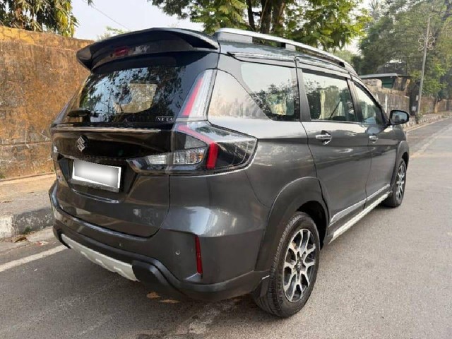 Second-hand 2024 Maruti Suzuki XL6 Zeta CNG for sale in Mumbai-13