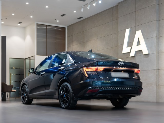 Second-hand 2023 Hyundai Verna SX Opt Turbo DCT DT for sale in Kolkata-8