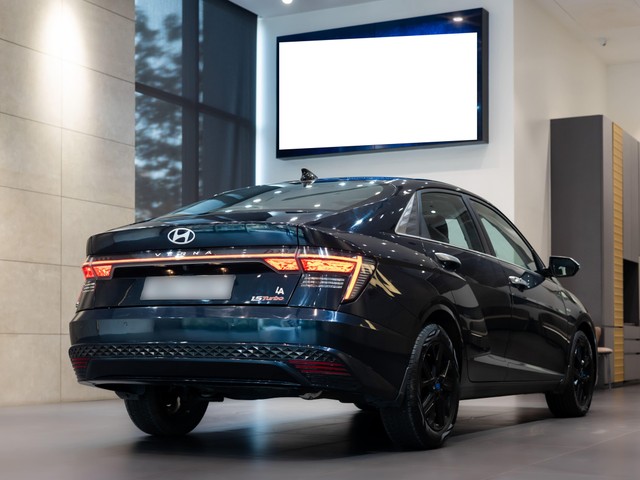 Second-hand 2023 Hyundai Verna SX Opt Turbo DCT DT for sale in Kolkata-7