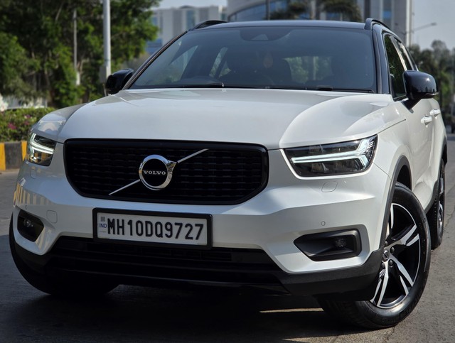 Second-hand 2021 Volvo XC40 T4 R-Design for sale in Mumbai-4