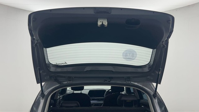 Second-hand 2022 Hyundai i20 Asta 1.2 for sale in Kolkata-29