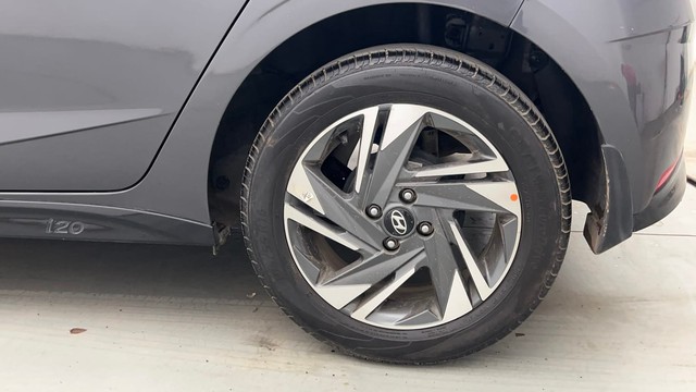 Second-hand 2022 Hyundai i20 Asta 1.2 for sale in Kolkata-19