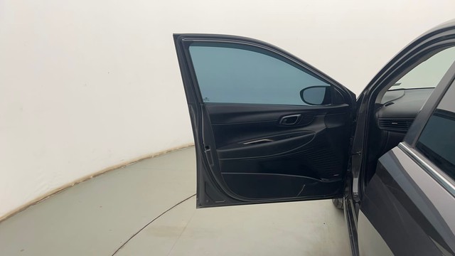 Second-hand 2022 Hyundai i20 Asta 1.2 for sale in Kolkata-34