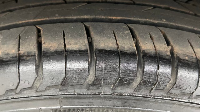 Second-hand 2022 Hyundai i20 Asta 1.2 for sale in Kolkata-27