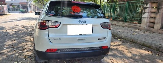 Second-hand 2021 Jeep Compass 2.0 Limited Plus AT for sale in Lucknow-1