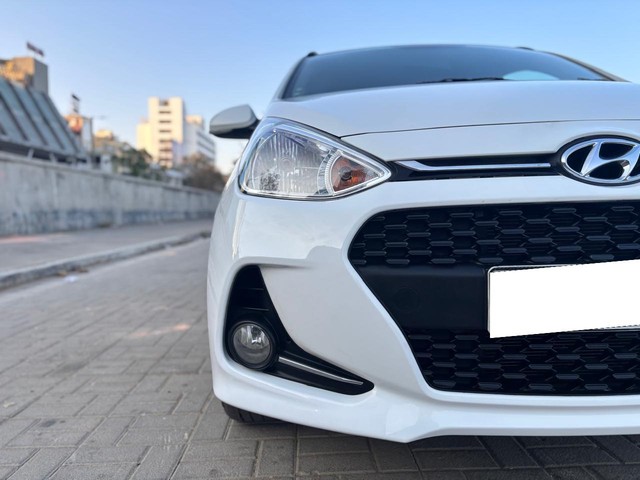 Second-hand 2018 Hyundai Grand i10 1.2 Kappa Sportz Option AT for sale in Ahmedabad-9