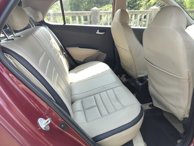 Hyundai Grand i10 AT Asta Second-hand 2015 Hyundai Grand i10 AT Asta for sale in Thane-7