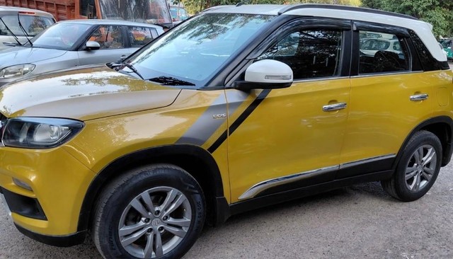 Second-hand 2016 Maruti Vitara Brezza ZDi for sale in Kolar-6