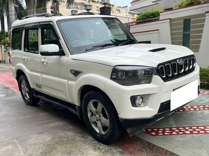 2018 Mahindra Scorpio S7 140 BSIV