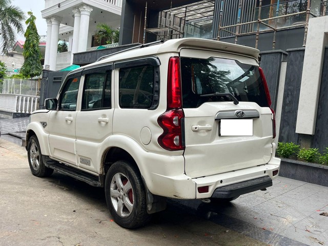 Second-hand 2018 Mahindra Scorpio S7 140 BSIV for sale in Faridabad-8