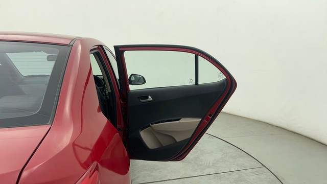 Second-hand 2014 Hyundai Xcent 1.2 Kappa SX Option AT for sale in Chennai-27